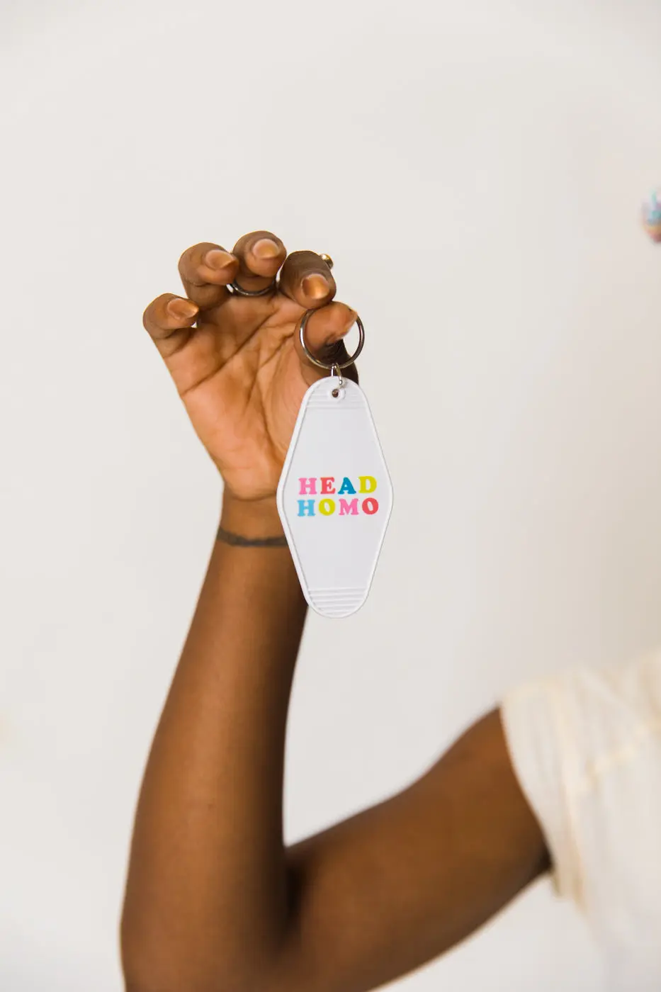 Head Homo Motel Keychain - Image 4